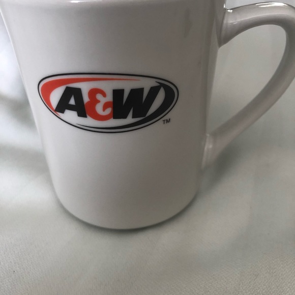 A & W MUG - 12 oz - CERAMIC - RARE DESIGN - BRAND NEW - 4” tall x 3” wide - Picture 8 of 13